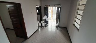 Casa Para Vender com 4 quartos no bairro Centro em Feira De Santana