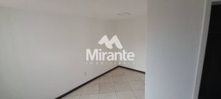 Casa Para Vender com 4 quartos no bairro Centro em Feira De Santana