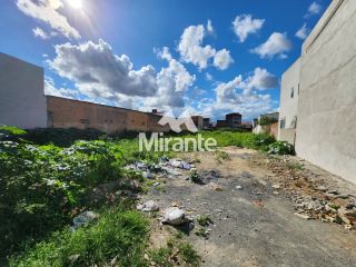 Lote / Terreno Comercial Para Alugar no bairro Ponto Central em Feira De Santana