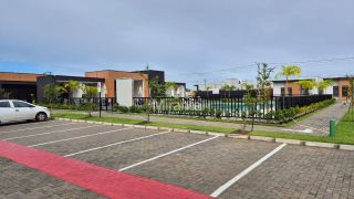 Casa de Condomínio Para Vender com 3 quartos sendo 1 suítes no bairro Registro em Feira De Santana