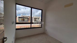 Casa de Condomínio Mangata Para Vender com 3 quartos sendo 1 suítes no bairro Registro em Feira De Santana