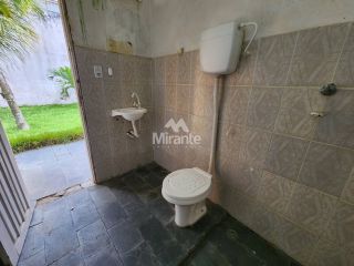 Casa Para Vender com 3 quartos sendo 1 suítes no bairro Santa Mônica em Feira De Santana