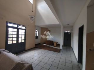 Casa Para Vender com 4 quartos sendo 1 suíte no bairro Baraúna em Feira De Santana