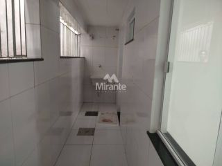 Apartamento Para Alugar com 2 quartos no bairro Tomba em Feira De Santana