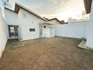 Casa de Condomínio Para Alugar com 3 quartos sendo 1 suíte no bairro Papagaio em Feira De Santana