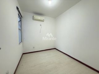 Casa de Condomínio Para Alugar com 3 quartos sendo 1 suíte no bairro Papagaio em Feira De Santana