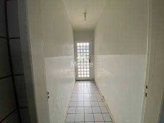 Casa de Condomínio Para Vender com 3 quartos sendo 1 suítes no bairro Santa Mônica em Feira De Santana