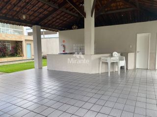 Casa de Condomínio Para Vender com 3 quartos sendo 1 suítes no bairro Santa Mônica em Feira De Santana