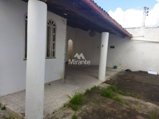 Casa Para Vender com 3 quartos no bairro Muchila em Feira De Santana