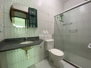 Casa de Condomínio Para Vender com 3 quartos sendo 1 suítes no bairro Cidade Nova em Feira De Santana
