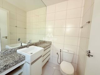 Casa de Condomínio Para Vender com 3 quartos sendo 3 suítes no bairro Sim em Feira De Santana