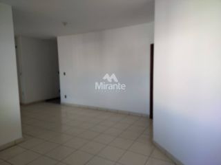 Casa Para Vender no bairro Serraria Brasil em Feira De Santana