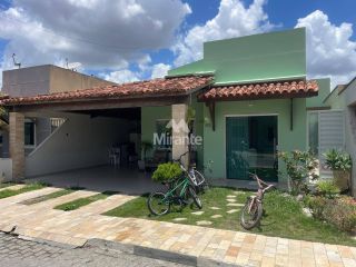 Casa de Condomínio Para Vender com 3 quartos sendo 1 suíte no bairro Conceição em Feira De Santana