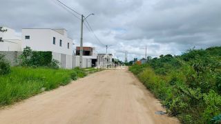 Lote / Terreno de Bairro Para Vender no bairro Mangabeira em Feira De Santana