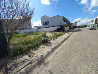 Lote / Terreno de Condomínio Para Vender no bairro Sim em Feira De Santana