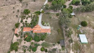 Sítio / Terreno Para Vender com 4 quartos sendo 4 suítes no Distrito Jaíba em Feira De Santana