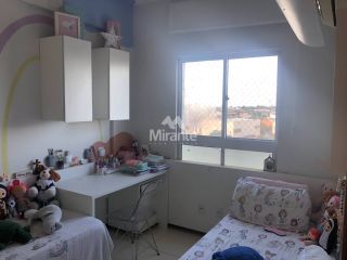 Apartamento Para Vender com 3 quartos sendo 1 suítes no bairro Santa Mônica em Feira De Santana