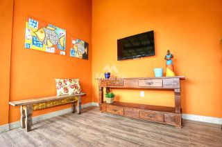 Casa de Condomínio Mobiliada Para Vender com 7 quartos sendo 4 suítes no bairro Guarajuba em Camaçari