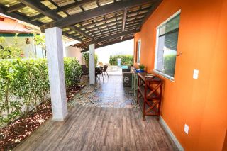 Casa de Condomínio Mobiliada Para Vender com 7 quartos sendo 4 suítes no bairro Guarajuba em Camaçari