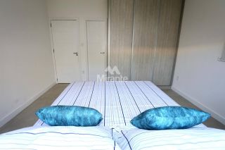 Casa de Condomínio Mobiliada Para Vender com 7 quartos sendo 4 suítes no bairro Guarajuba em Camaçari