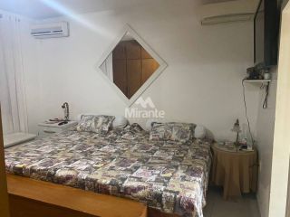 Casa Para Alugar com 3 quartos 1 suíte no bairro Capuchinhos em Feira De Santana