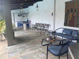 Casa Para Alugar com 3 quartos 1 suíte no bairro Capuchinhos em Feira De Santana