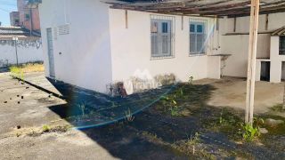 Casa Para Alugar com 2 quartos no bairro Feira V em Feira De Santana