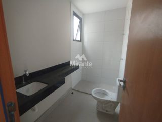 Casa de Condomínio Para Vender com 3 quartos sendo 1 suíte no bairro Lagoa Salgada em Feira De Santana