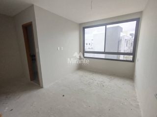 Casa de Condomínio Para Vender com 3 quartos sendo 1 suíte no bairro Lagoa Salgada em Feira De Santana