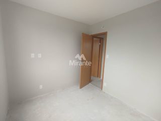 Casa de Condomínio Para Vender com 3 quartos sendo 1 suíte no bairro Lagoa Salgada em Feira De Santana