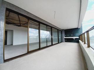 Apartamento Para Vender com 3 quartos sendo 3 suítes no bairro Santa Mônica em Feira De Santana