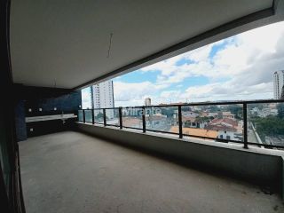 Apartamento Para Vender com 3 quartos sendo 3 suítes no bairro Santa Mônica em Feira De Santana