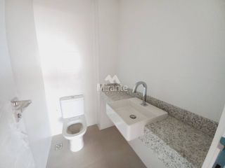 Apartamento Para Vender com 3 quartos sendo 3 suítes no bairro Santa Mônica em Feira De Santana