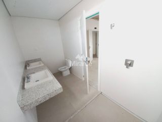Apartamento Para Vender com 3 quartos sendo 3 suítes no bairro Santa Mônica em Feira De Santana