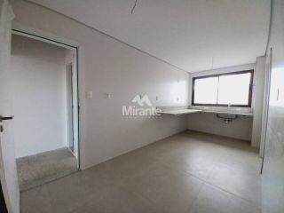 Apartamento Para Vender com 3 quartos sendo 3 suítes no bairro Santa Mônica em Feira De Santana