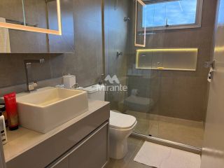 Casa de Condomínio, Mobiliada, Para Vender com 4 quartos sendo 4 suítes no bairro Registro em Feira De Santana