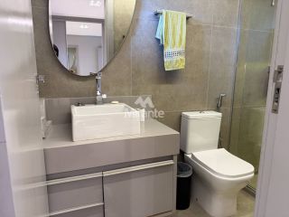 Casa de Condomínio, Mobiliada, Para Vender com 4 quartos sendo 4 suítes no bairro Registro em Feira De Santana