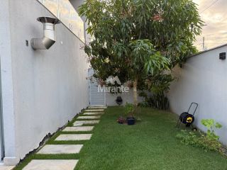 Casa de Condomínio, Mobiliada, Para Vender com 4 quartos sendo 4 suítes no bairro Registro em Feira De Santana