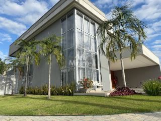 Casa de Condomínio, Mobiliada, Para Vender com 4 quartos sendo 4 suítes no bairro Registro em Feira De Santana