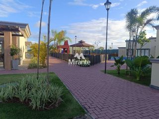 Lote / Terreno de Condomínio Para Vender no bairro Lagoa Salgada em Feira De Santana