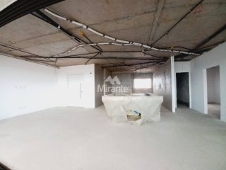 Apartamento Para Vender com 3 quartos sendo 3 suítes no bairro Santa Mônica em Feira De Santana