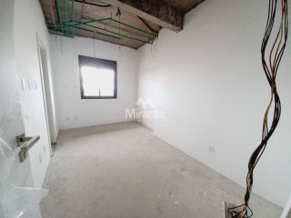 Apartamento Para Vender com 3 quartos sendo 3 suítes no bairro Santa Mônica em Feira De Santana