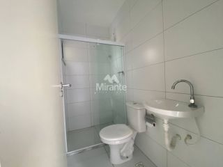 Casa de Condomínio Para Vender com 2 quartos sendo 1 suíte no bairro Registro em Feira De Santana