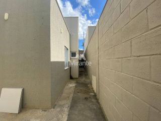 Casa de Condomínio Para Vender com 2 quartos sendo 1 suíte no bairro Registro em Feira De Santana
