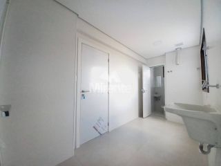 Apartamento Para Alugar com 3 quartos 3 suítes no bairro Santa Mônica em Feira De Santana
