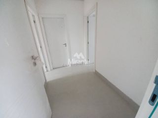 Apartamento Para Alugar com 3 quartos 3 suítes no bairro Santa Mônica em Feira De Santana