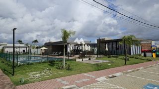Casa de Condomínio Para Vender com 3 quartos sendo 1 suíte no bairro Registro em Feira De Santana