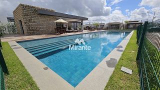 Casa de Condomínio Para Vender com 3 quartos sendo 1 suíte no bairro Registro em Feira De Santana