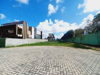 Lote / Terreno de Condomínio Para Vender no bairro Sim em Feira De Santana