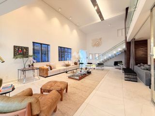 Casa de Condomínio Mobiliado Para Vender com 4 quartos sendo 4 suítes no bairro Sim em Feira De Santana